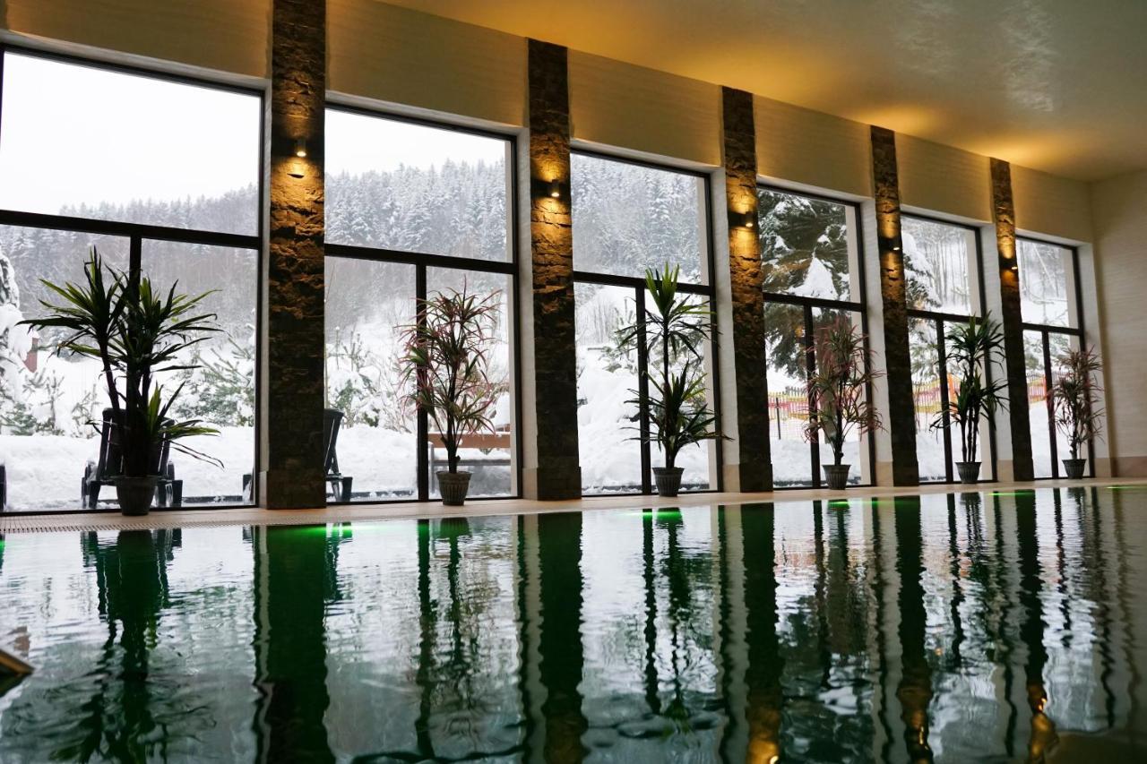 Hotel Olivia Medical Spa Skomielna Czarna Buitenkant foto