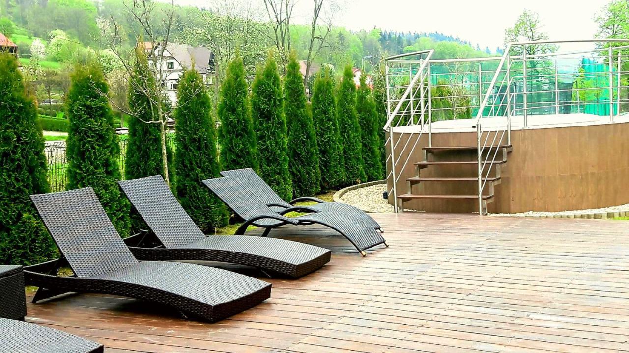 Hotel Olivia Medical Spa Skomielna Czarna Buitenkant foto