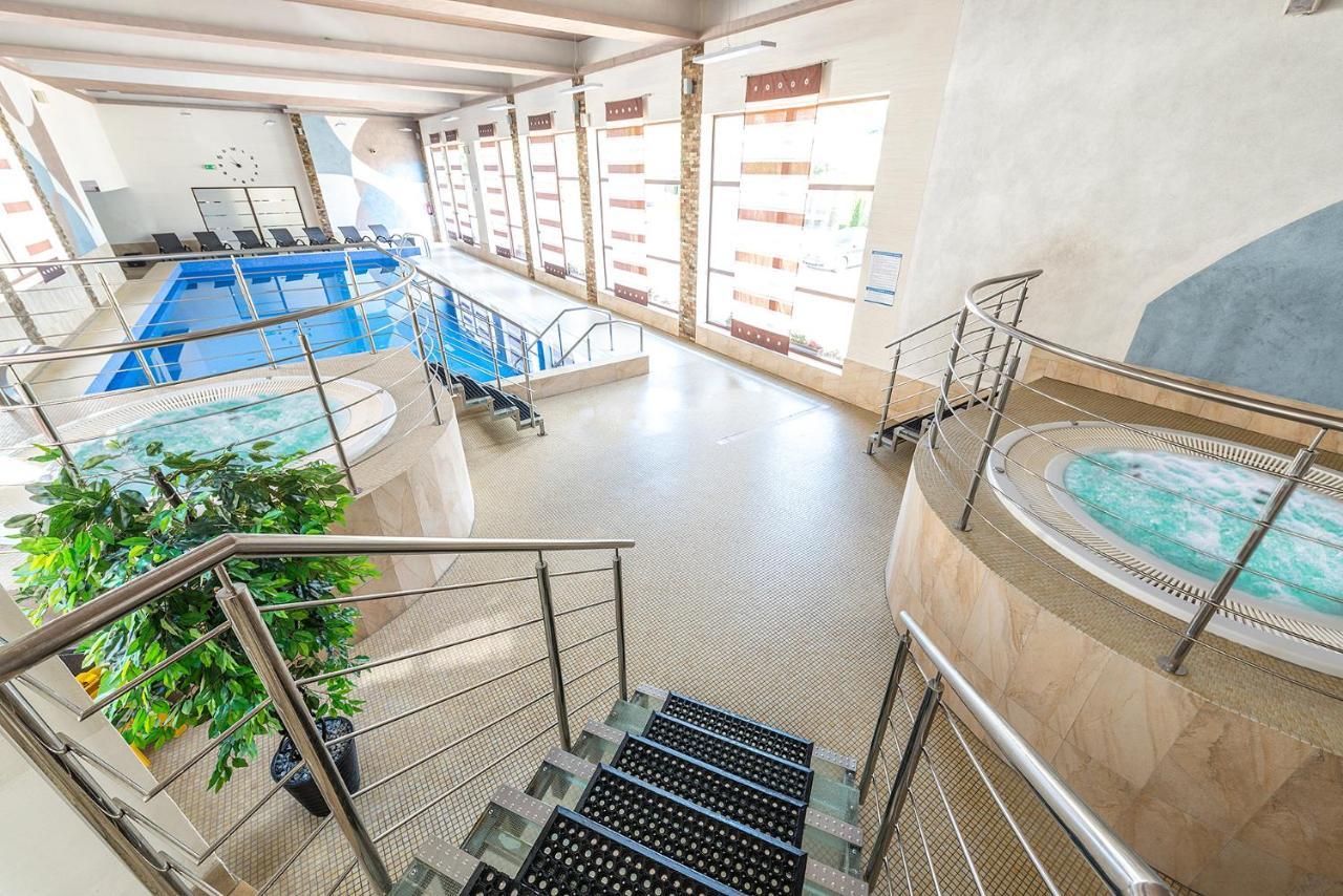 Hotel Olivia Medical Spa Skomielna Czarna Buitenkant foto