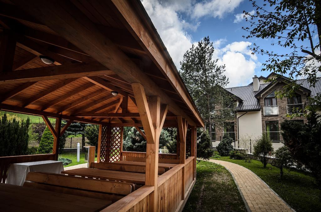Hotel Olivia Medical Spa Skomielna Czarna Buitenkant foto
